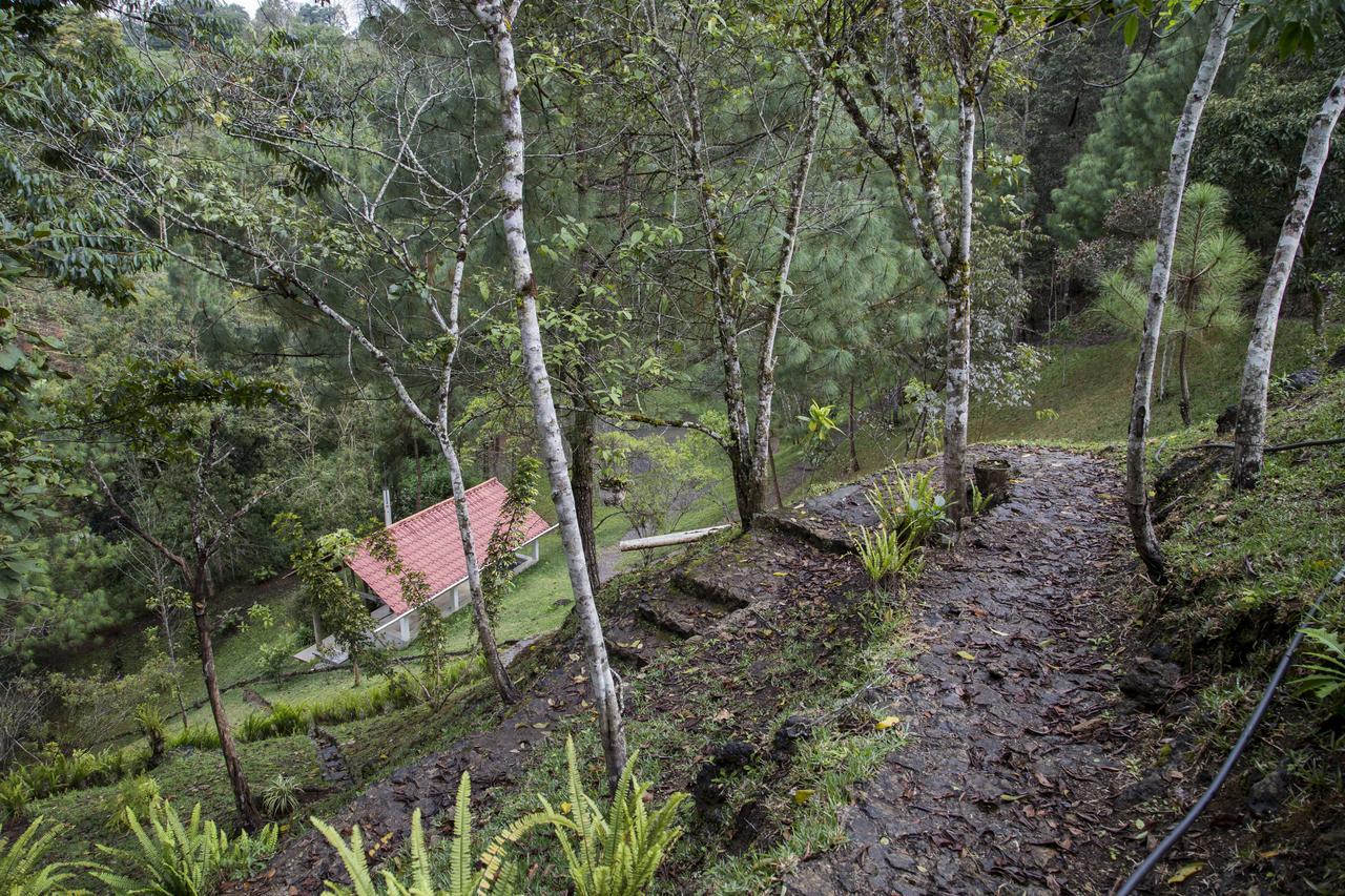 Casa Kirvá Hotel Cobán Exterior foto